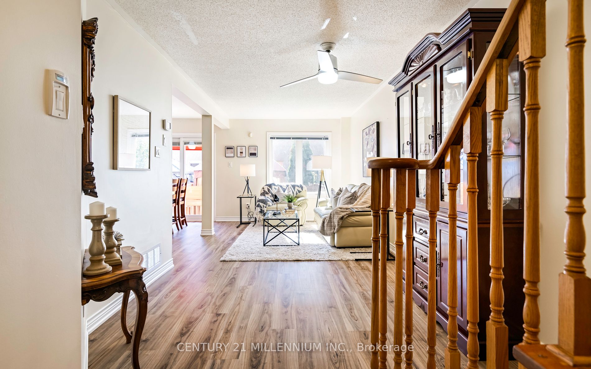 3938 Zenith Crt