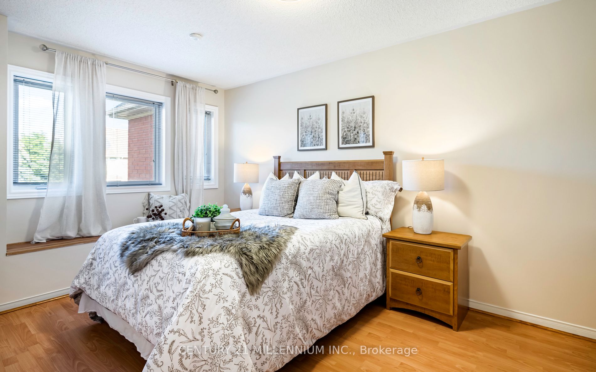 3938 Zenith Court