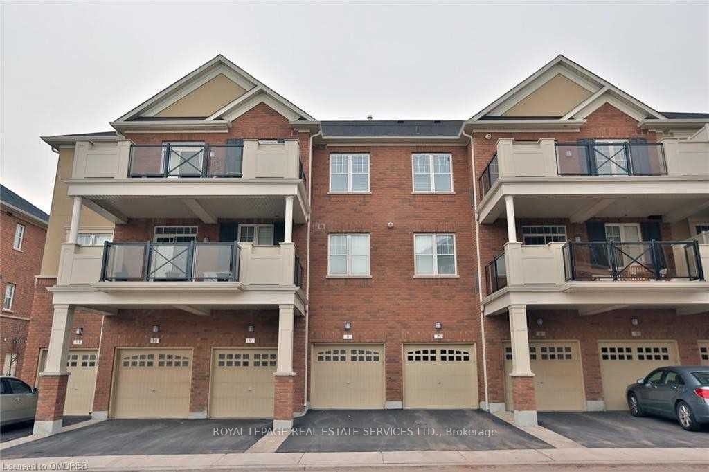 2339 Sawgrass Drive, #306