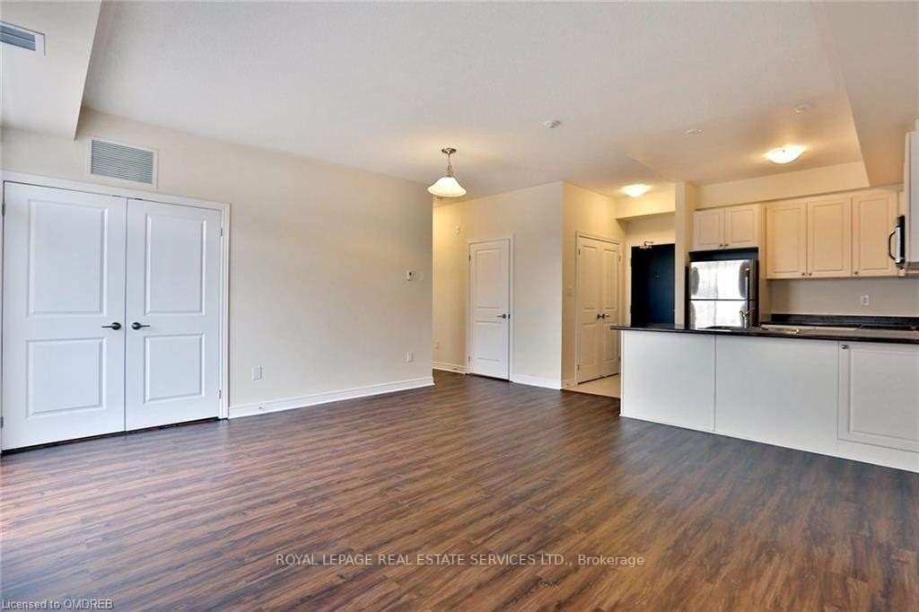 2339 Sawgrass Drive, #306