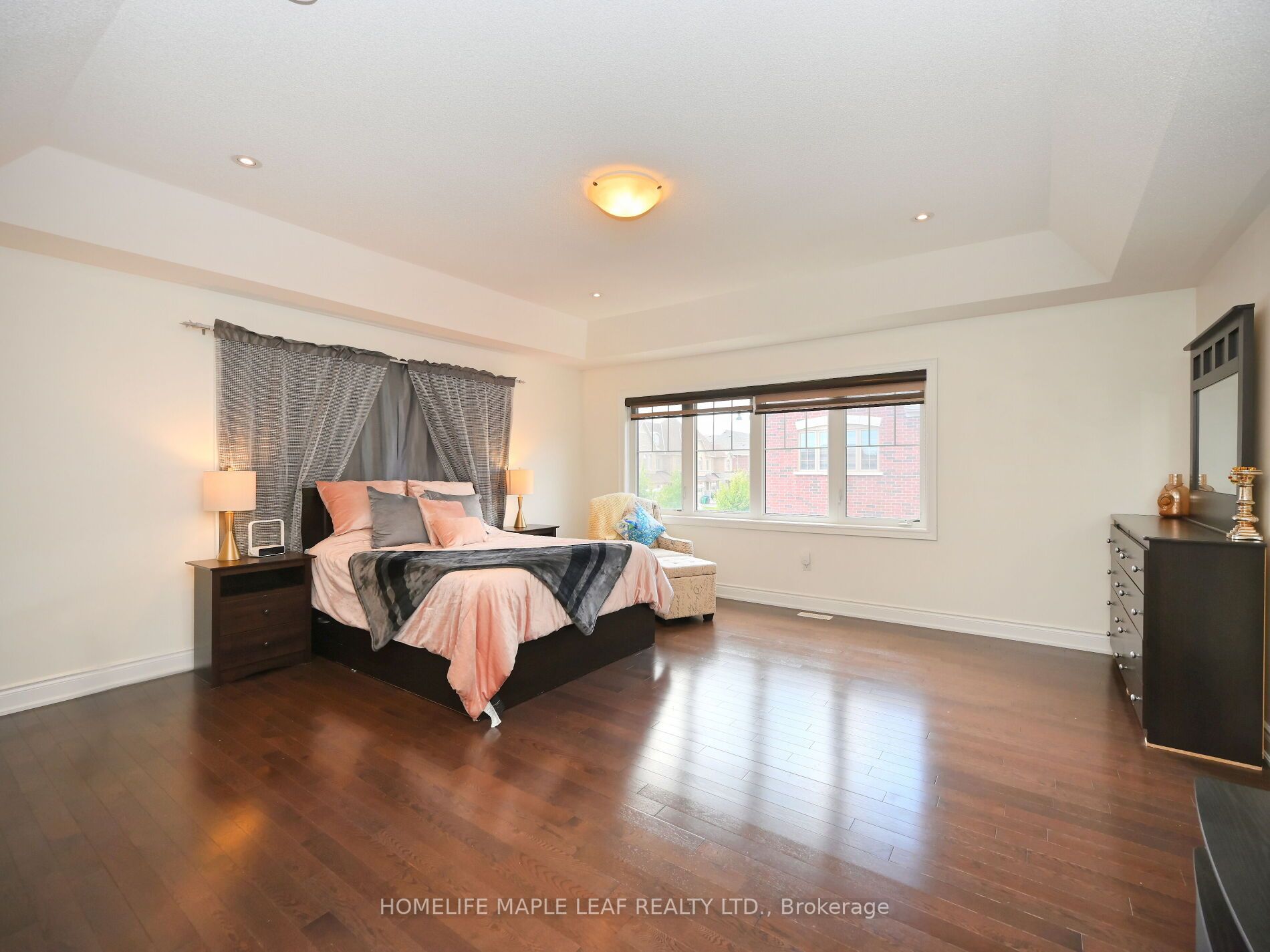 87 Agava Street