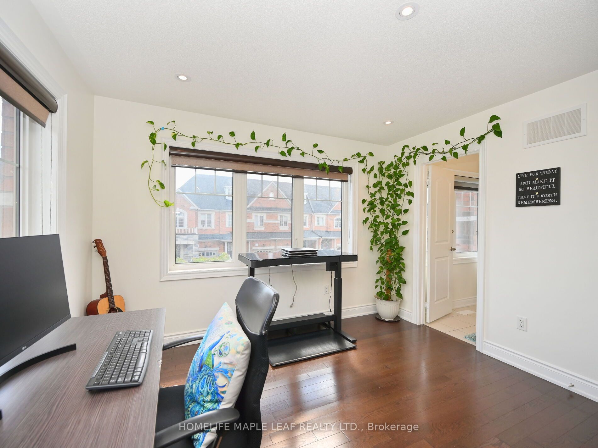 87 Agava Street