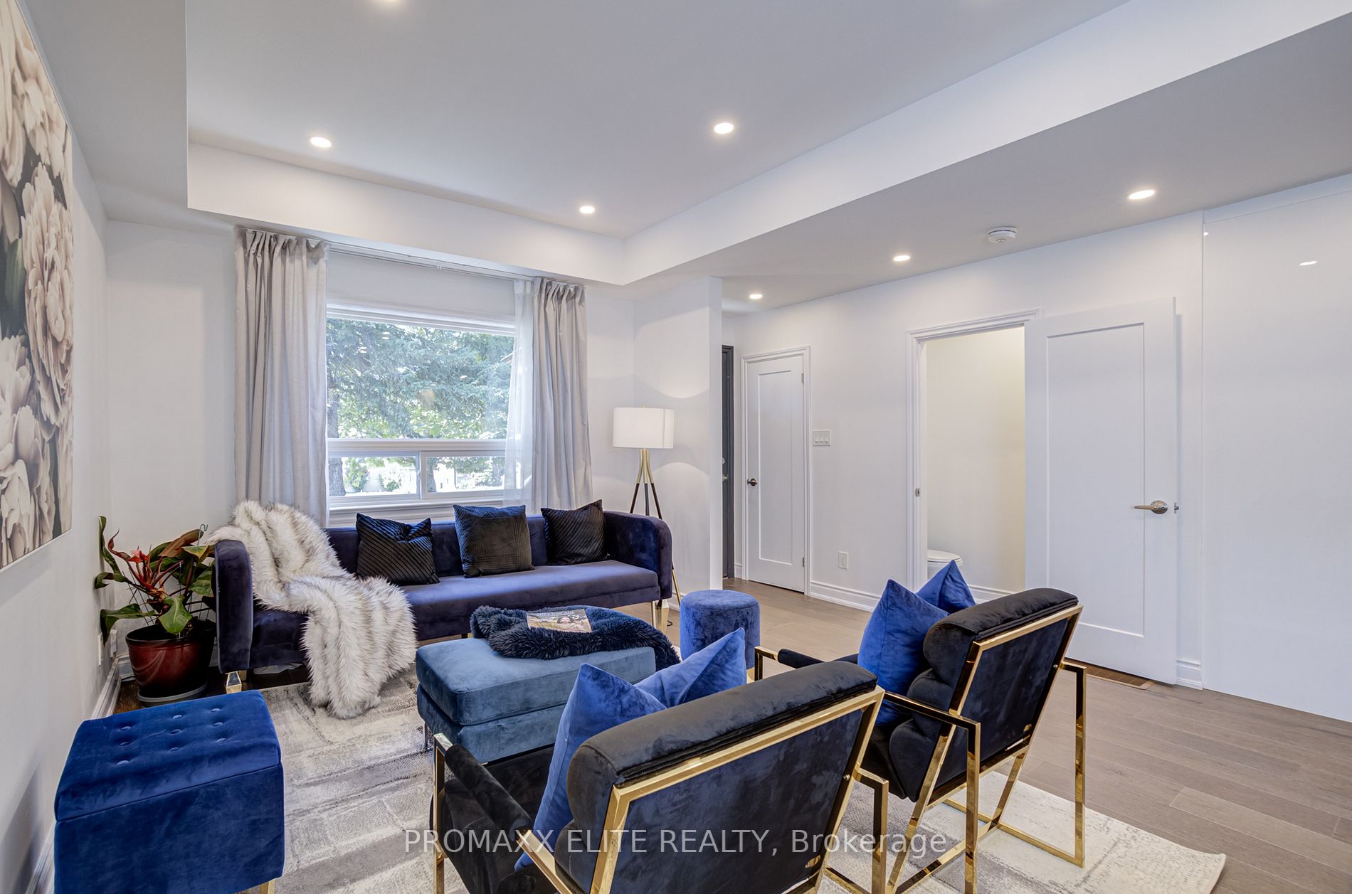 5 Lockerbie Avenue