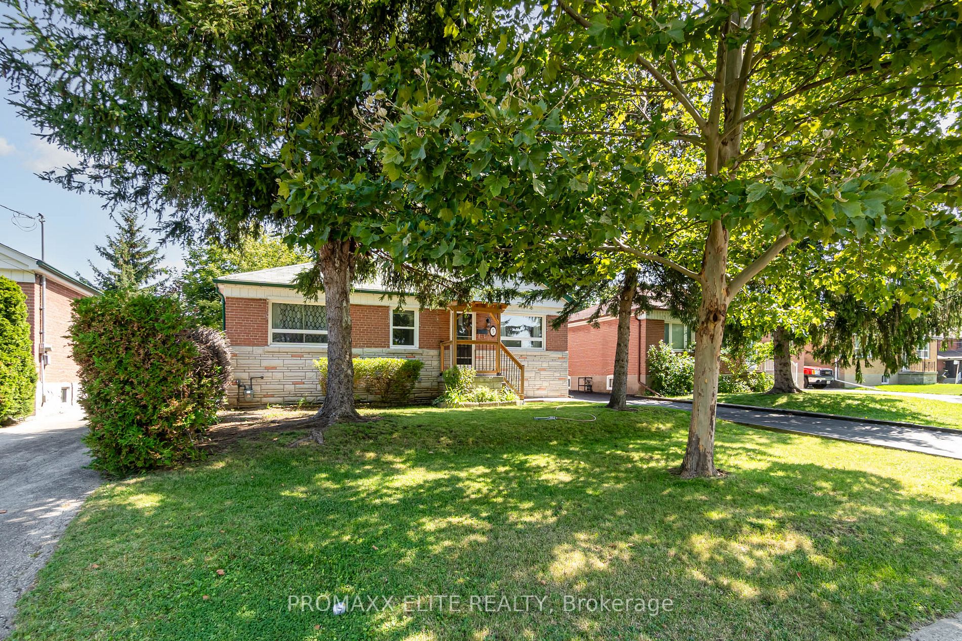 5 Lockerbie Ave