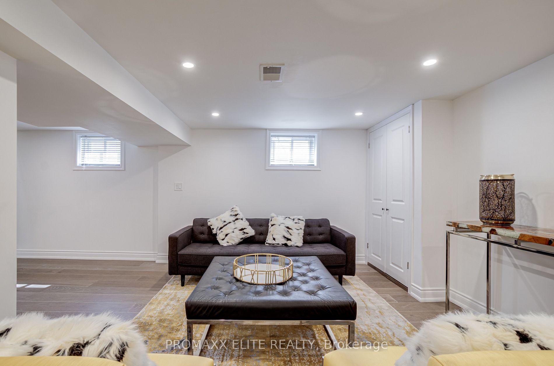 5 Lockerbie Avenue
