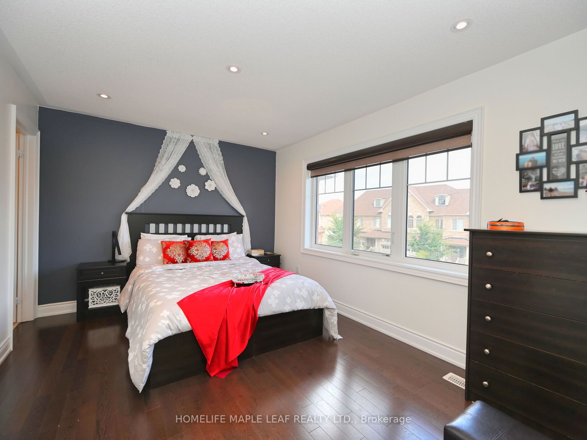 87 Agava St-Upper Level