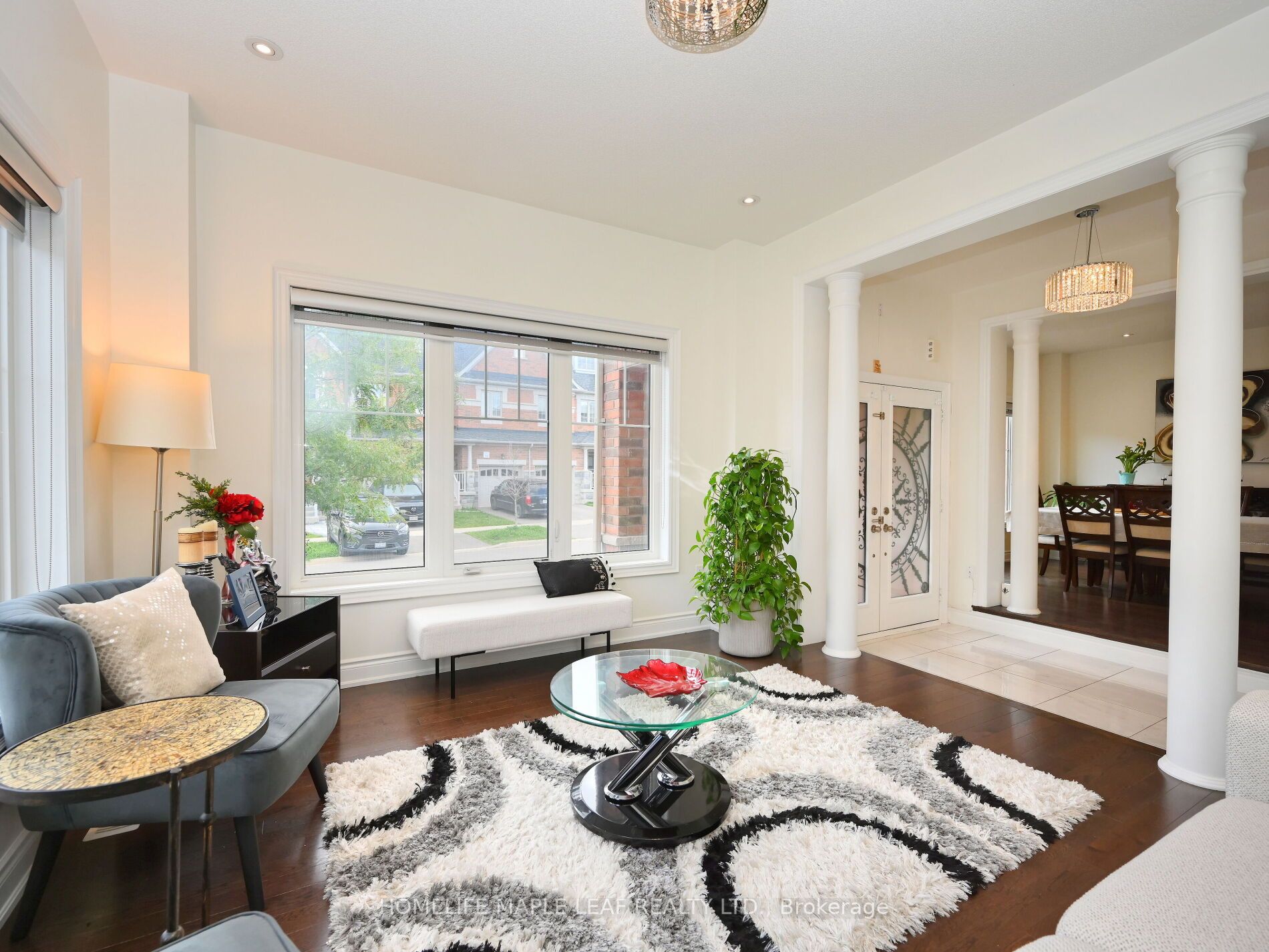 87 Agava St-Upper Level