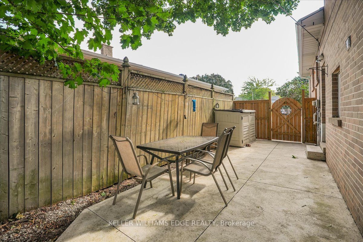 419 Melores Dr
