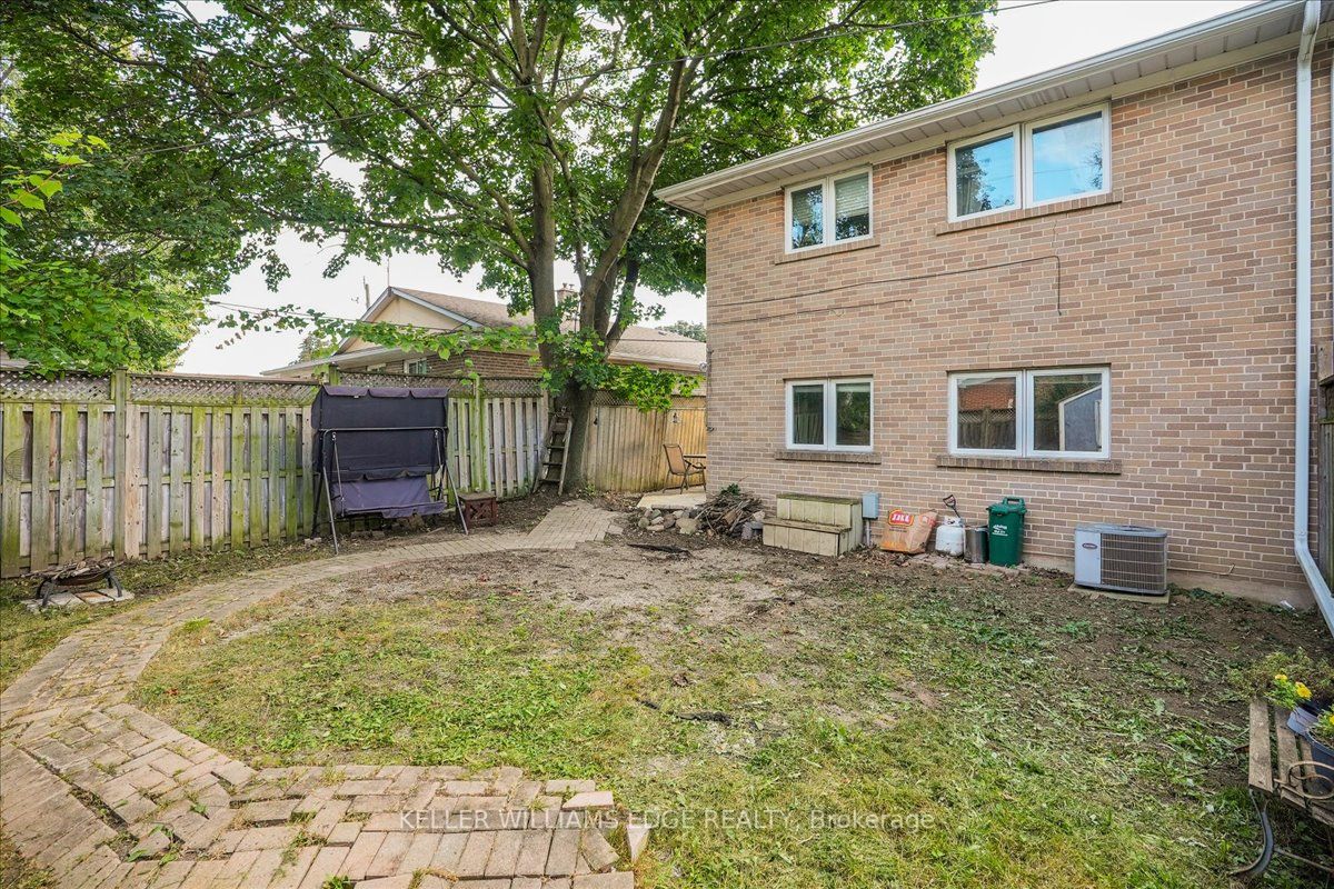 419 Melores Dr