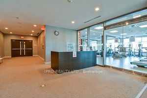 365 Prince Of Wales Drive, #906