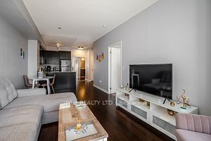 365 Prince Of Wales Drive, #906