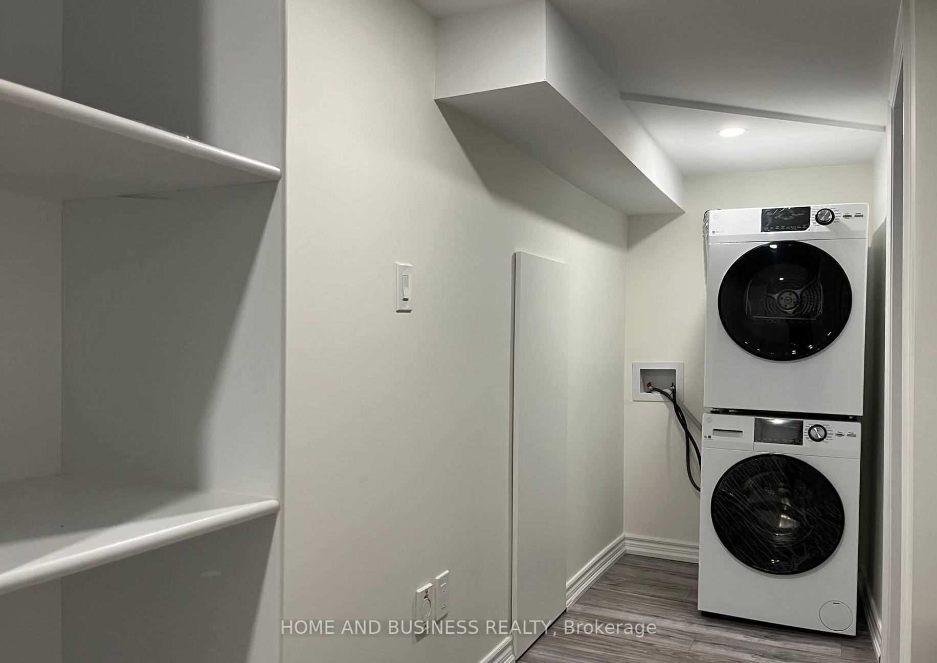1351 Leger Way