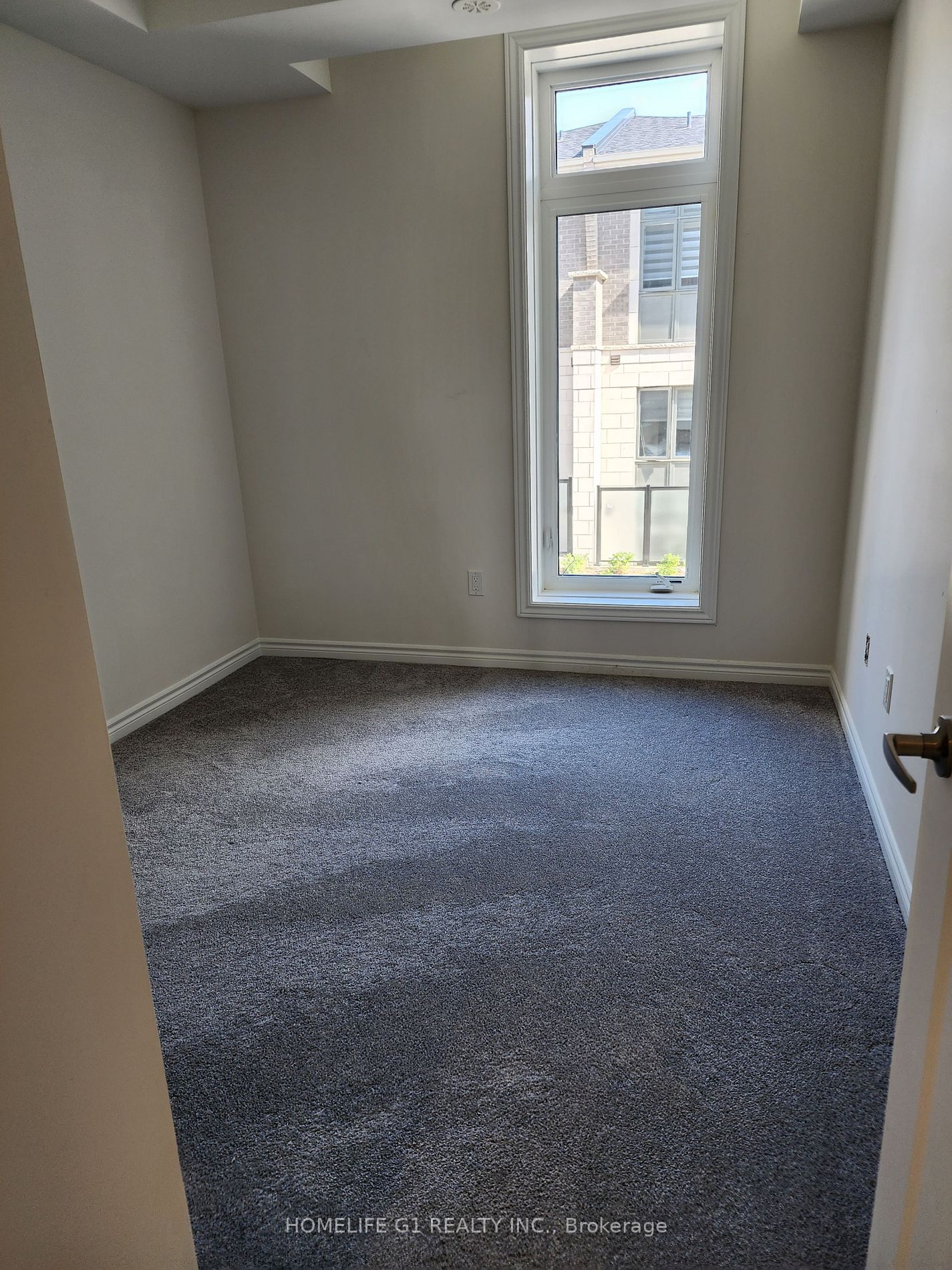 30 Halliford Place, #210