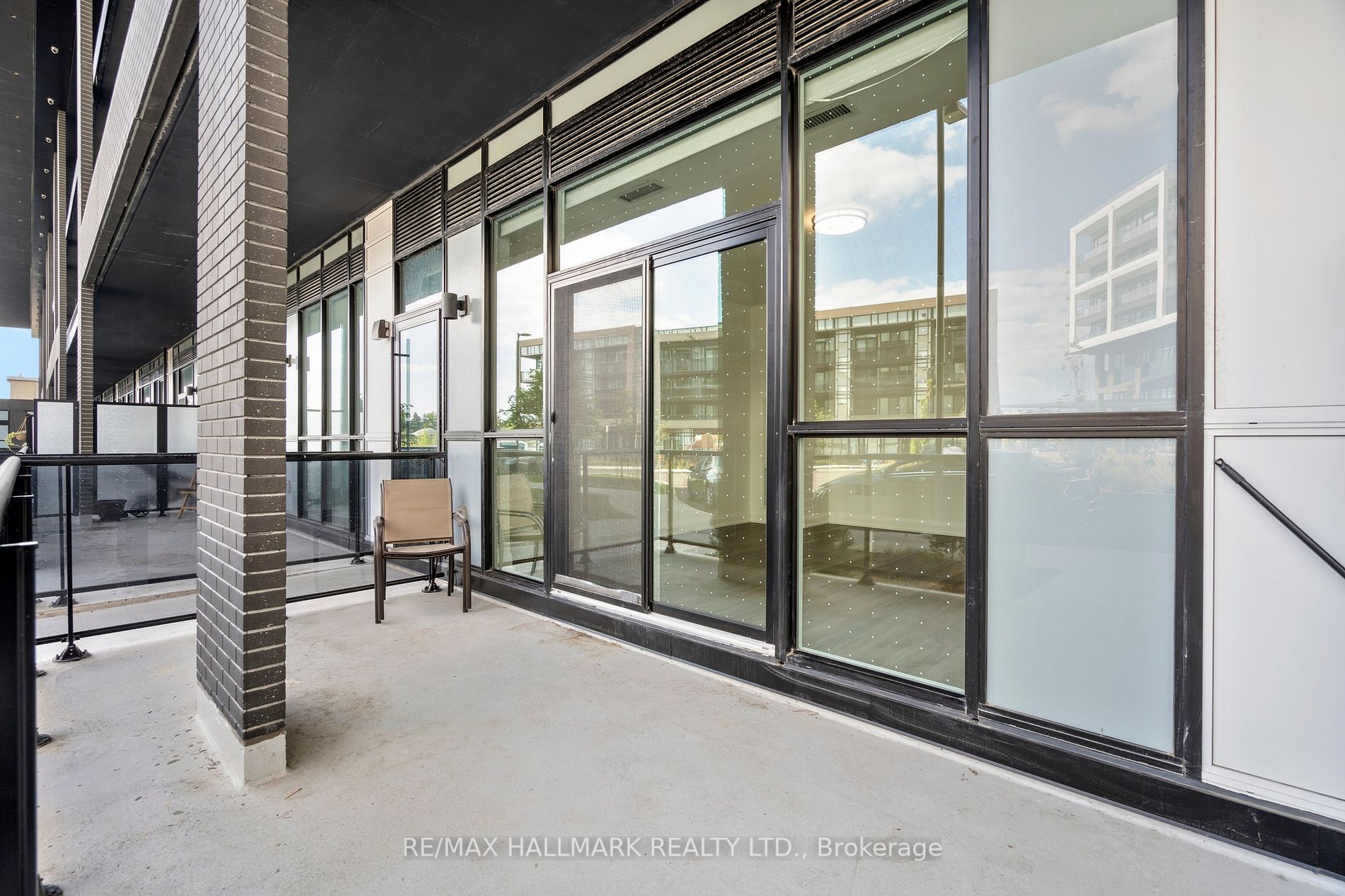 50 George Butchart Dr, #118