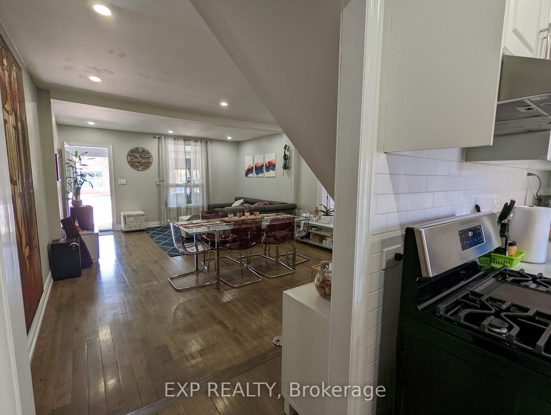 314 Weston Rd