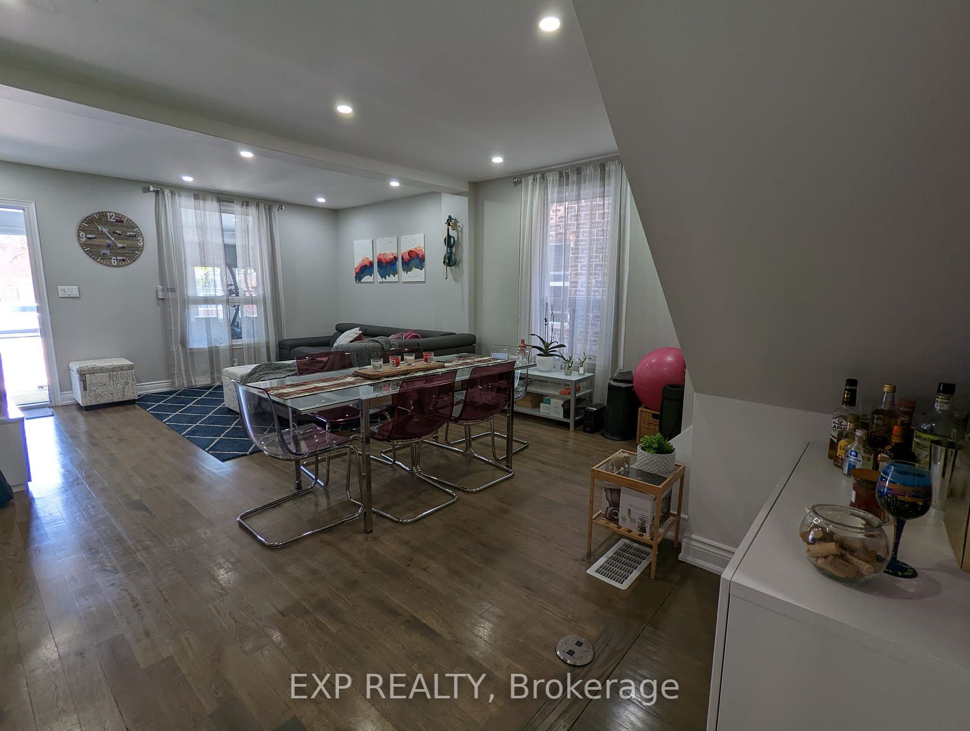 314 Weston Rd
