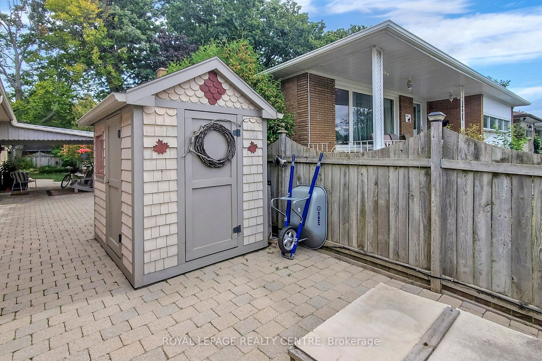 3376 GRASSFIRE Crescent