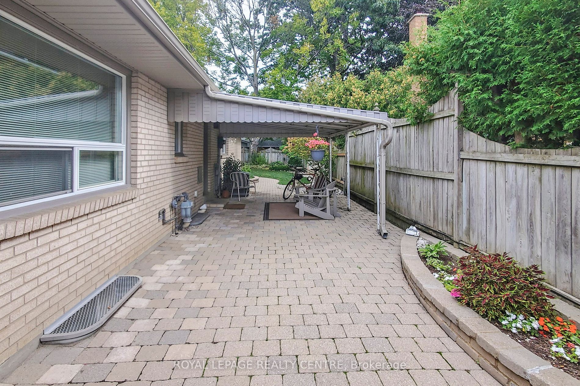 3376 GRASSFIRE Crescent
