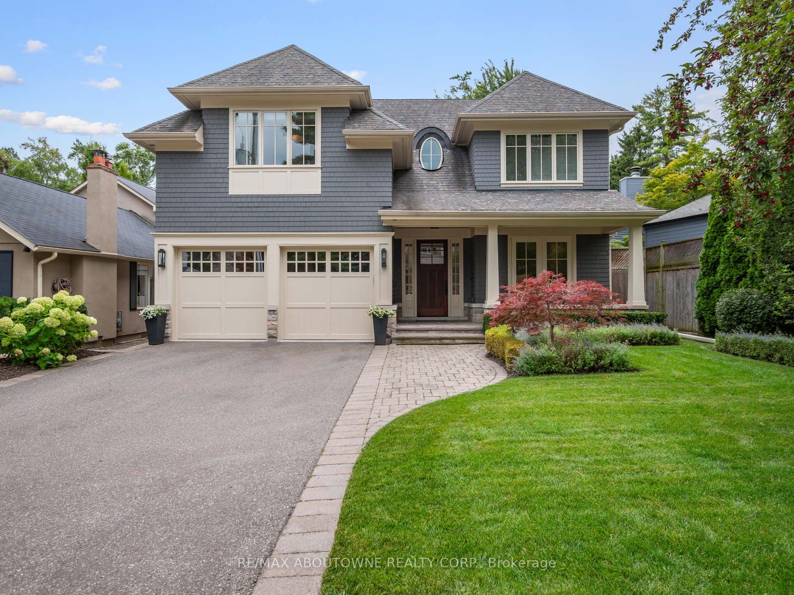 32 Howard Ave