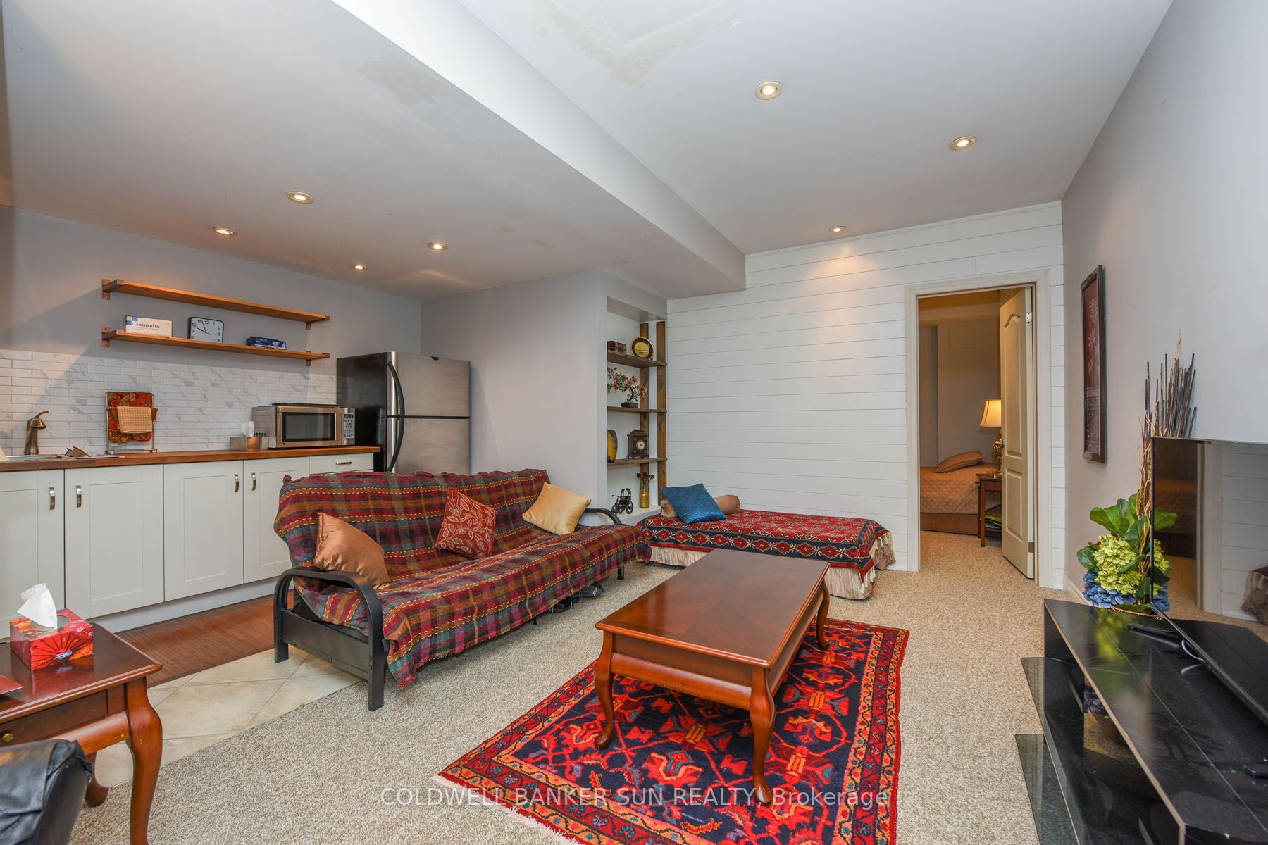 1059 Eager Road