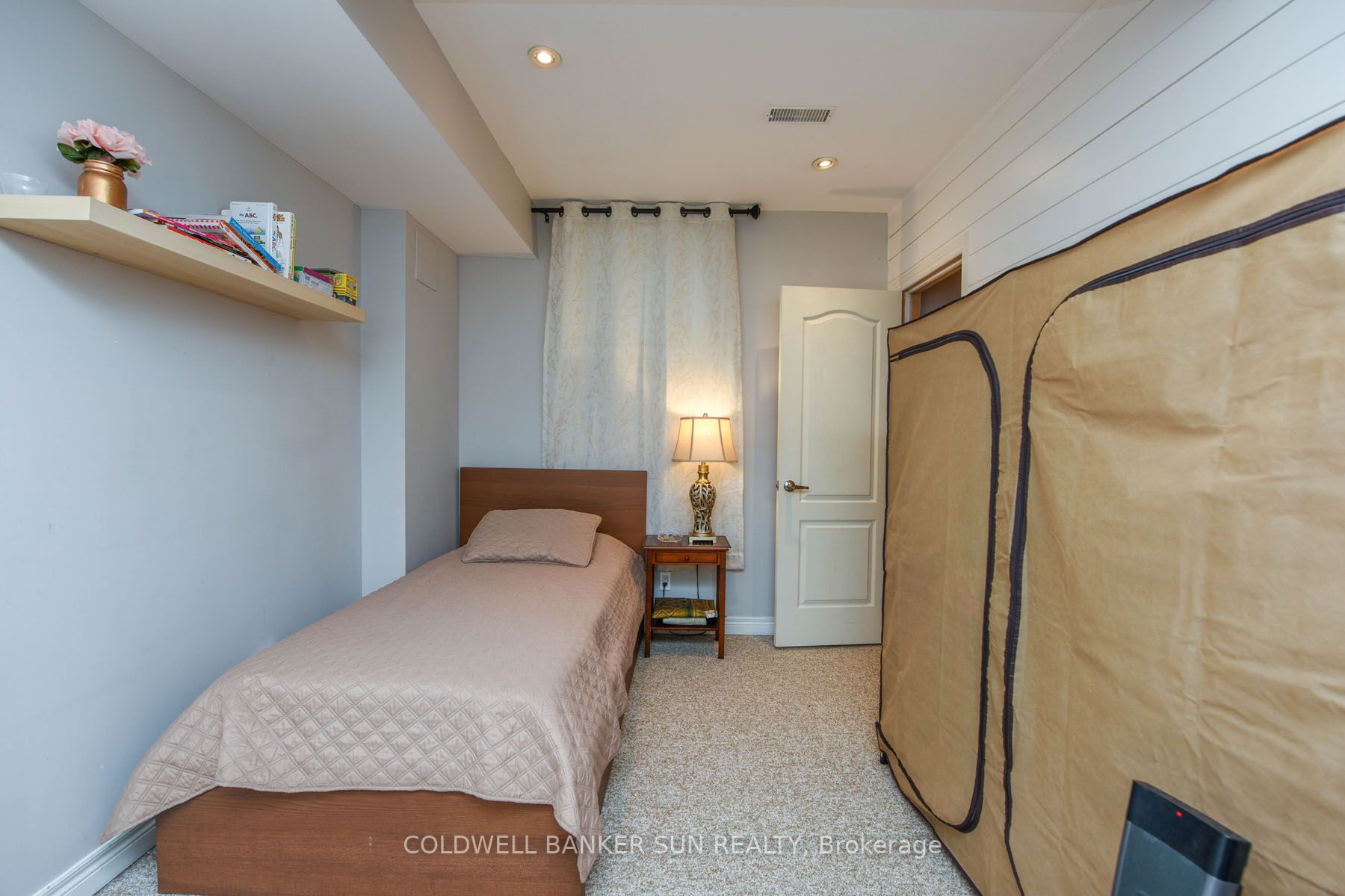 1059 Eager Road