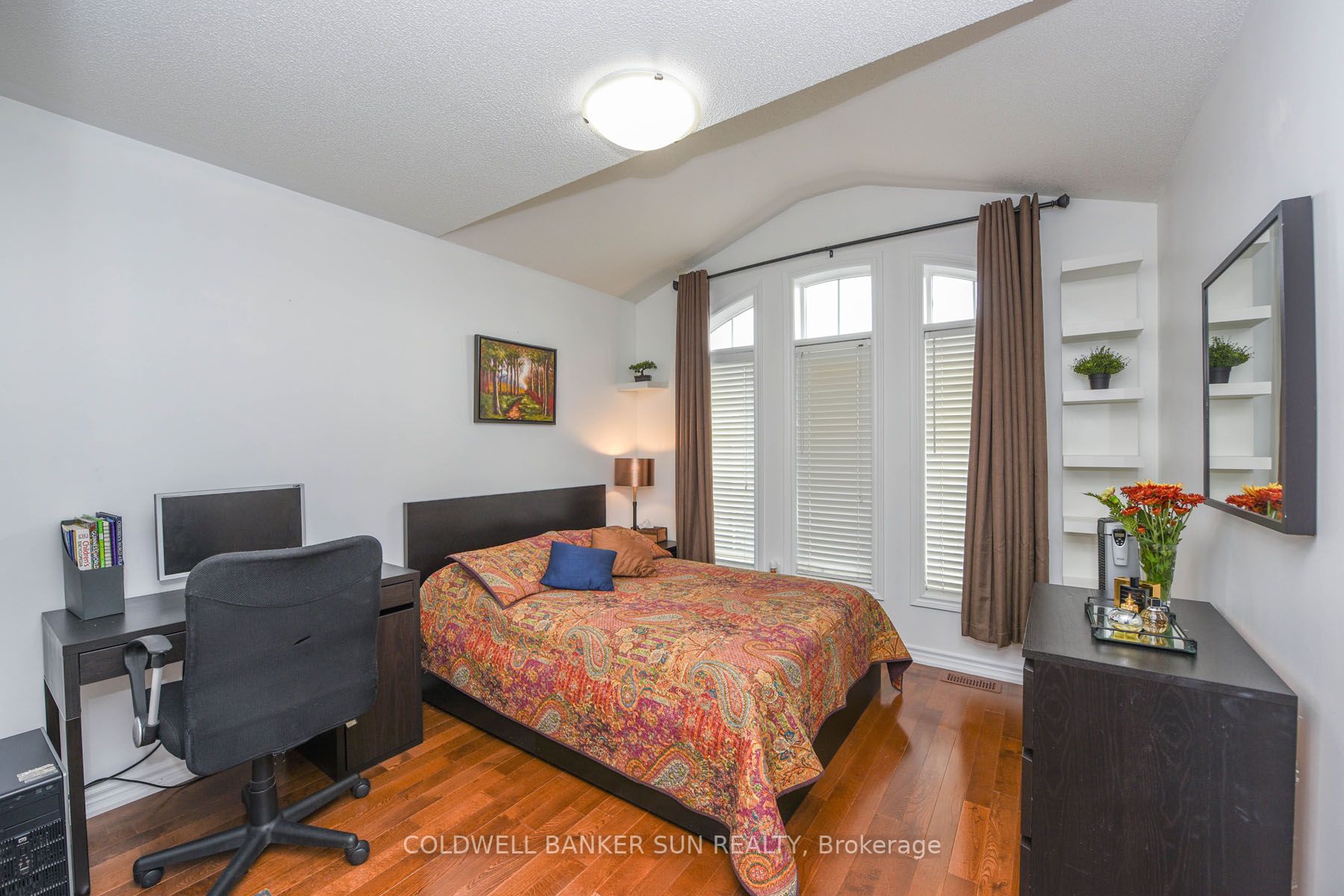 1059 Eager Road