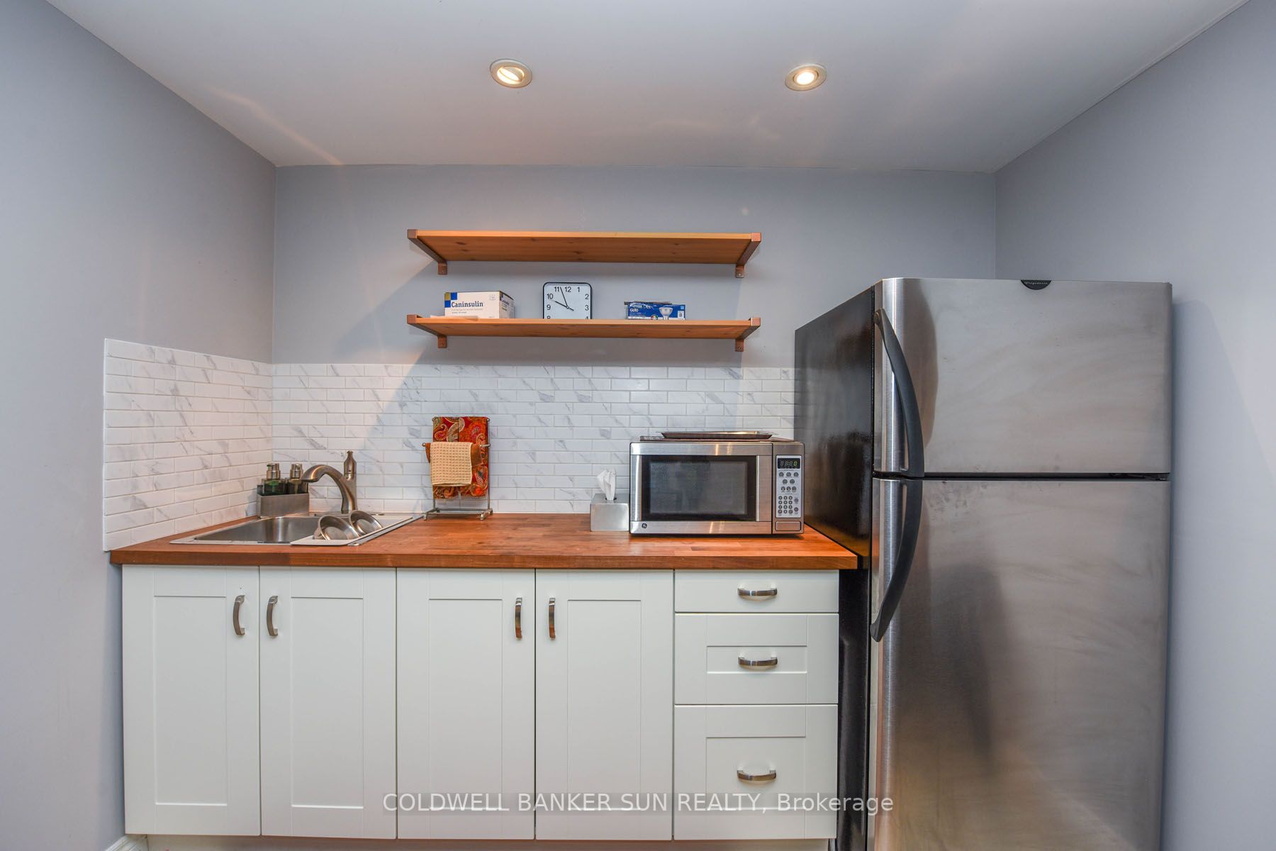 1059 Eager Road