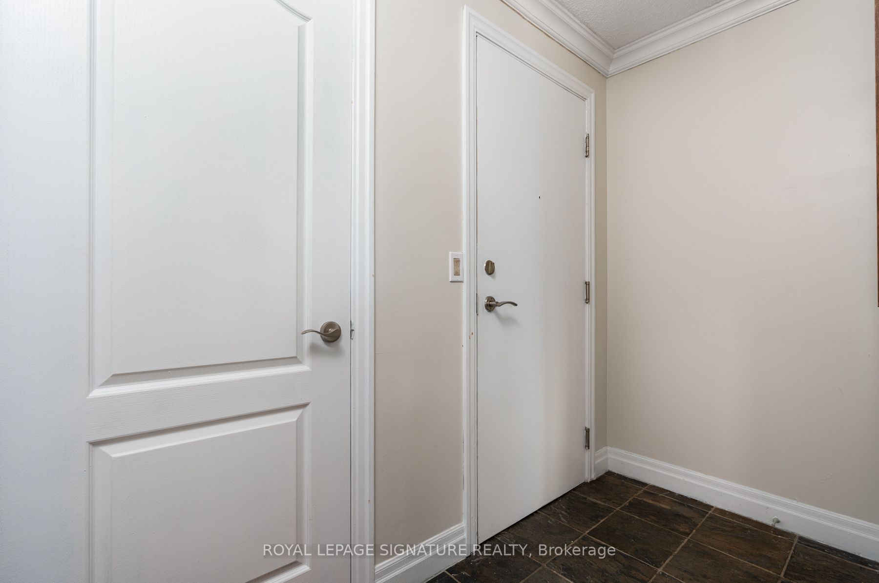 Listing W7009070 - Large Photo # 5