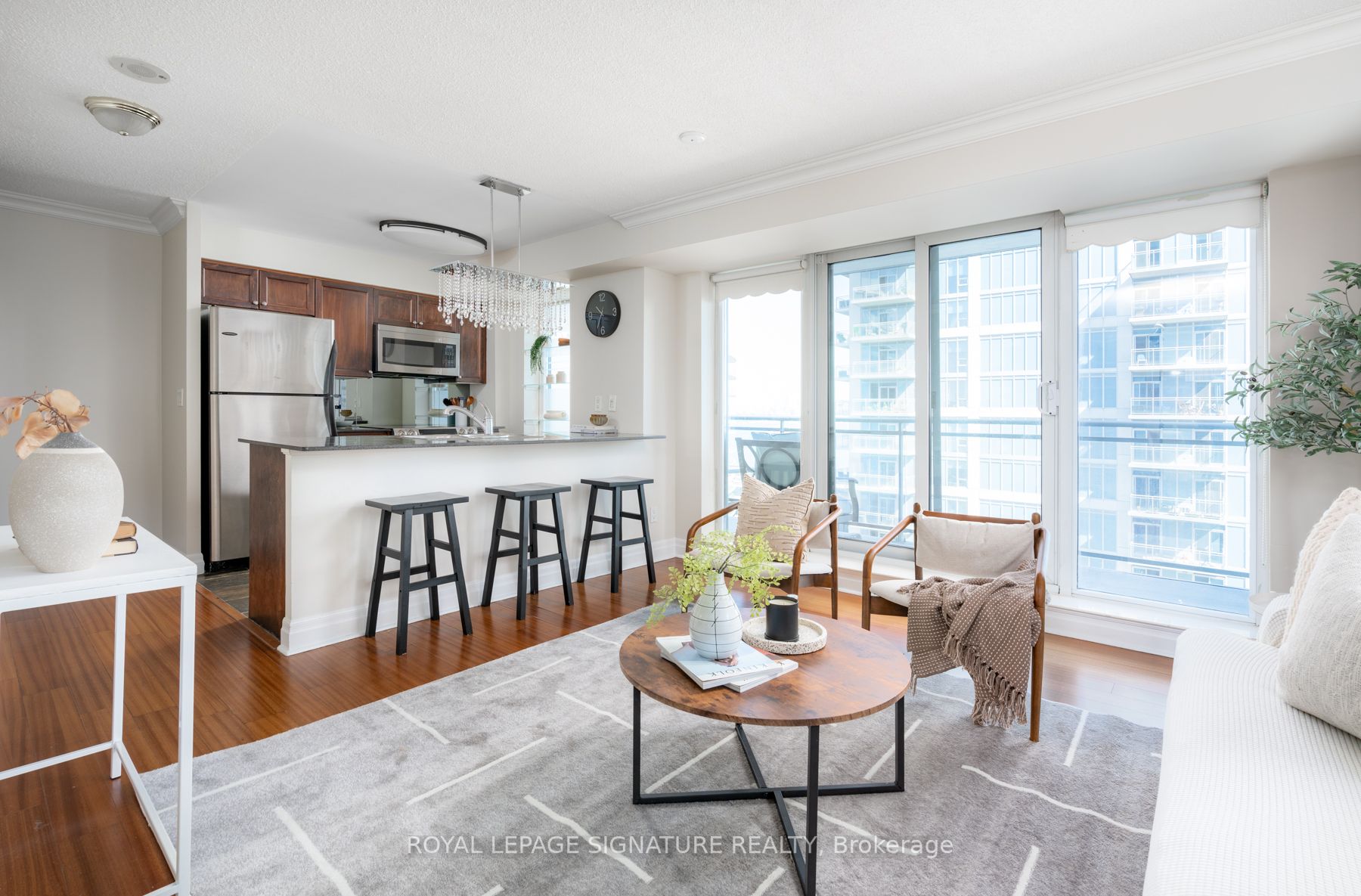 2121 Lake Shore Blvd W, #1012