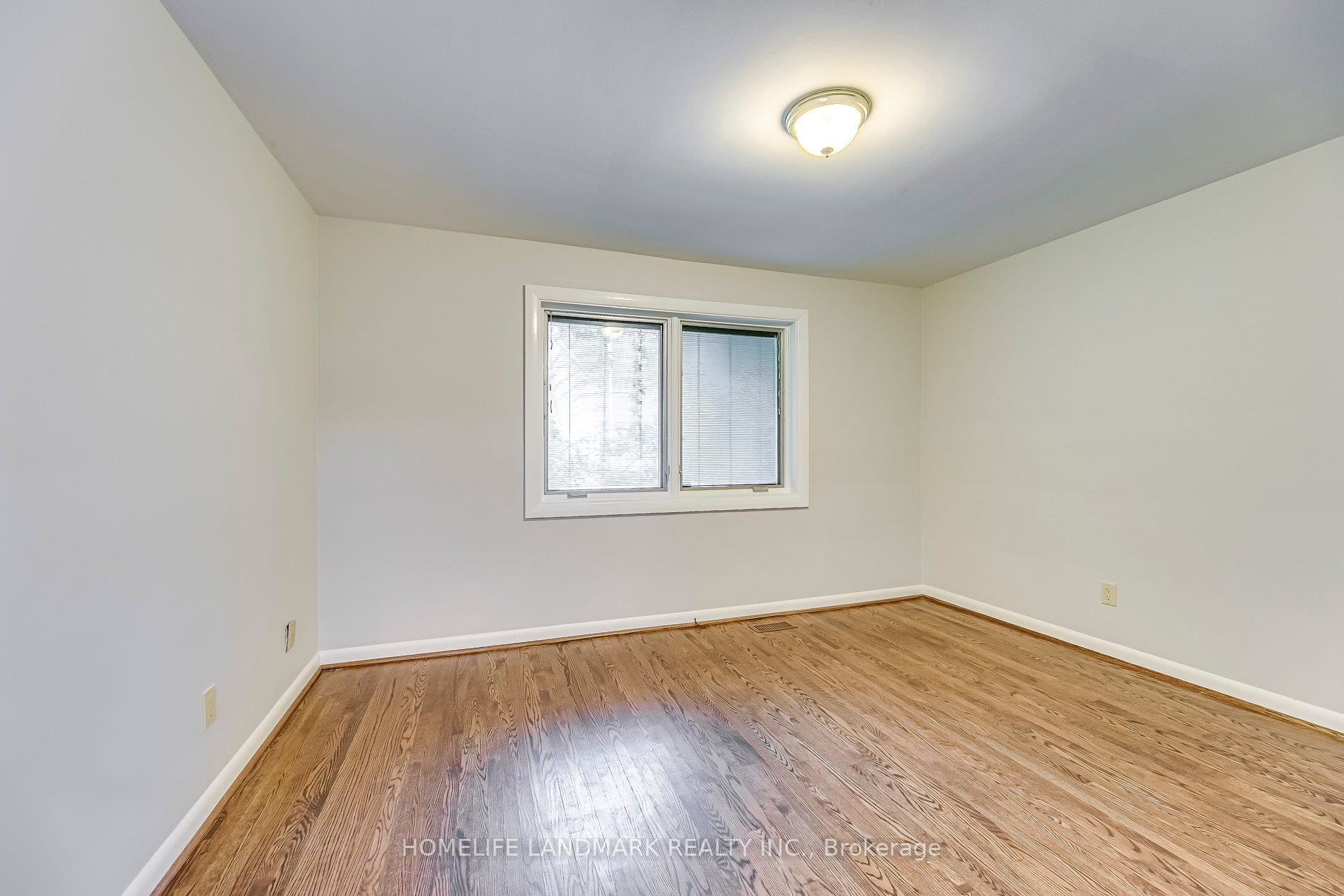 115 Wolfdale Ave