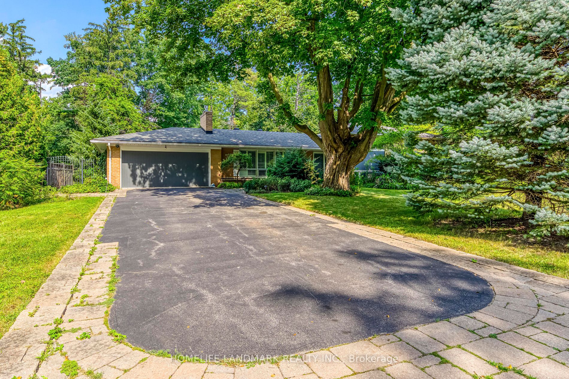 115 Wolfdale Ave