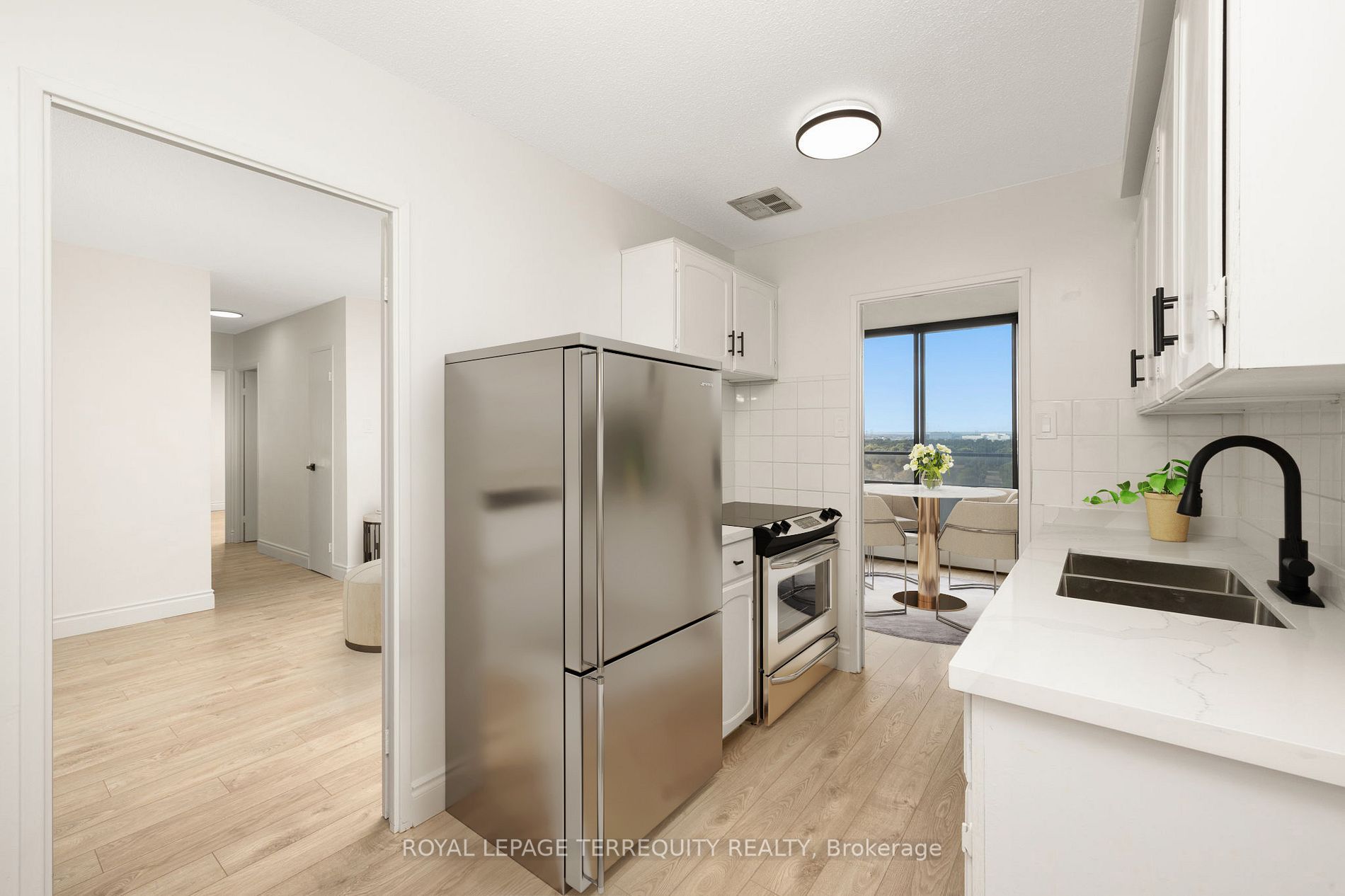 2929 Aquitaine Avenue, #1203