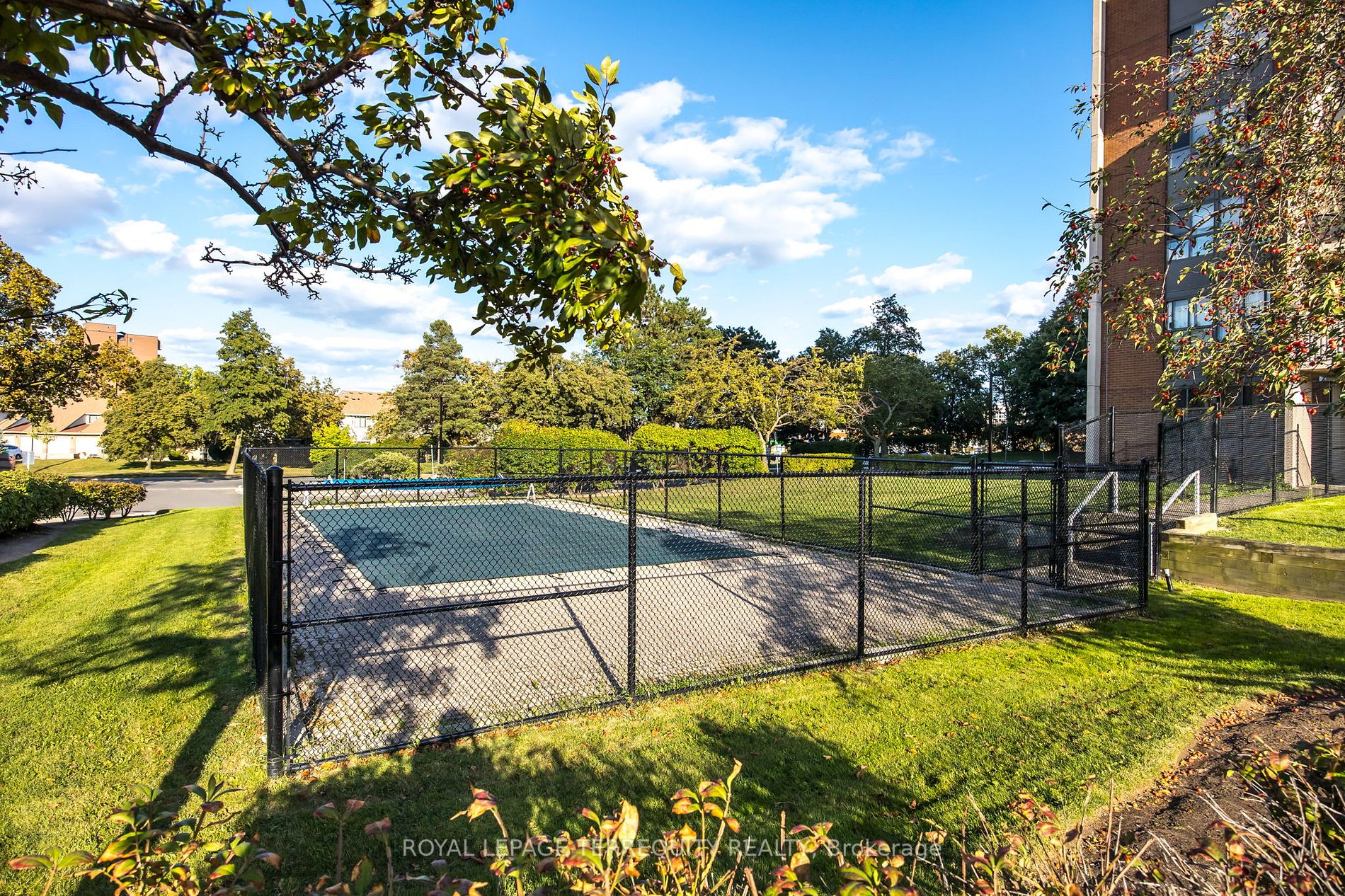 2929 Aquitaine Avenue, #1203