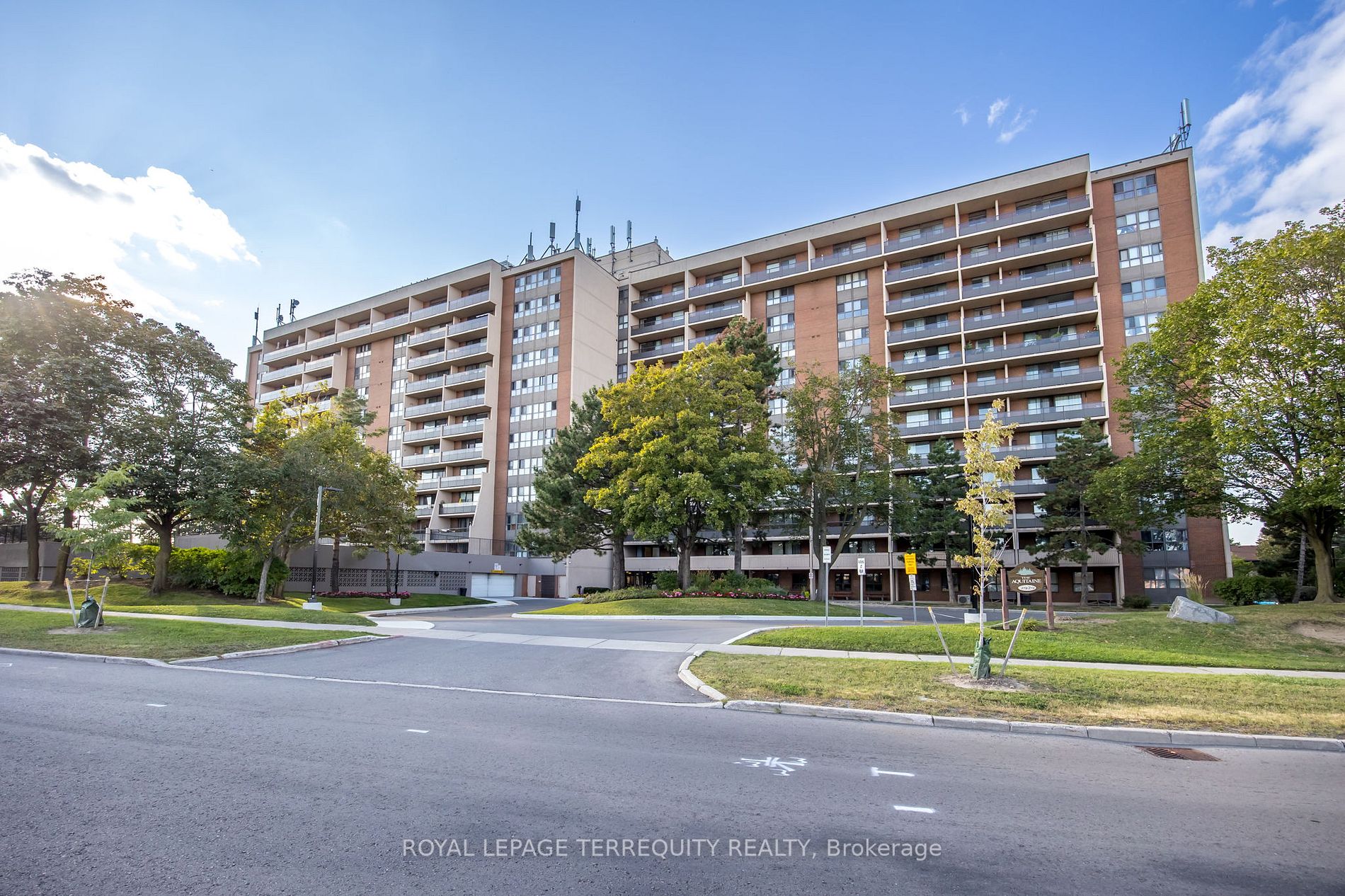 2929 Aquitaine Avenue, #1203