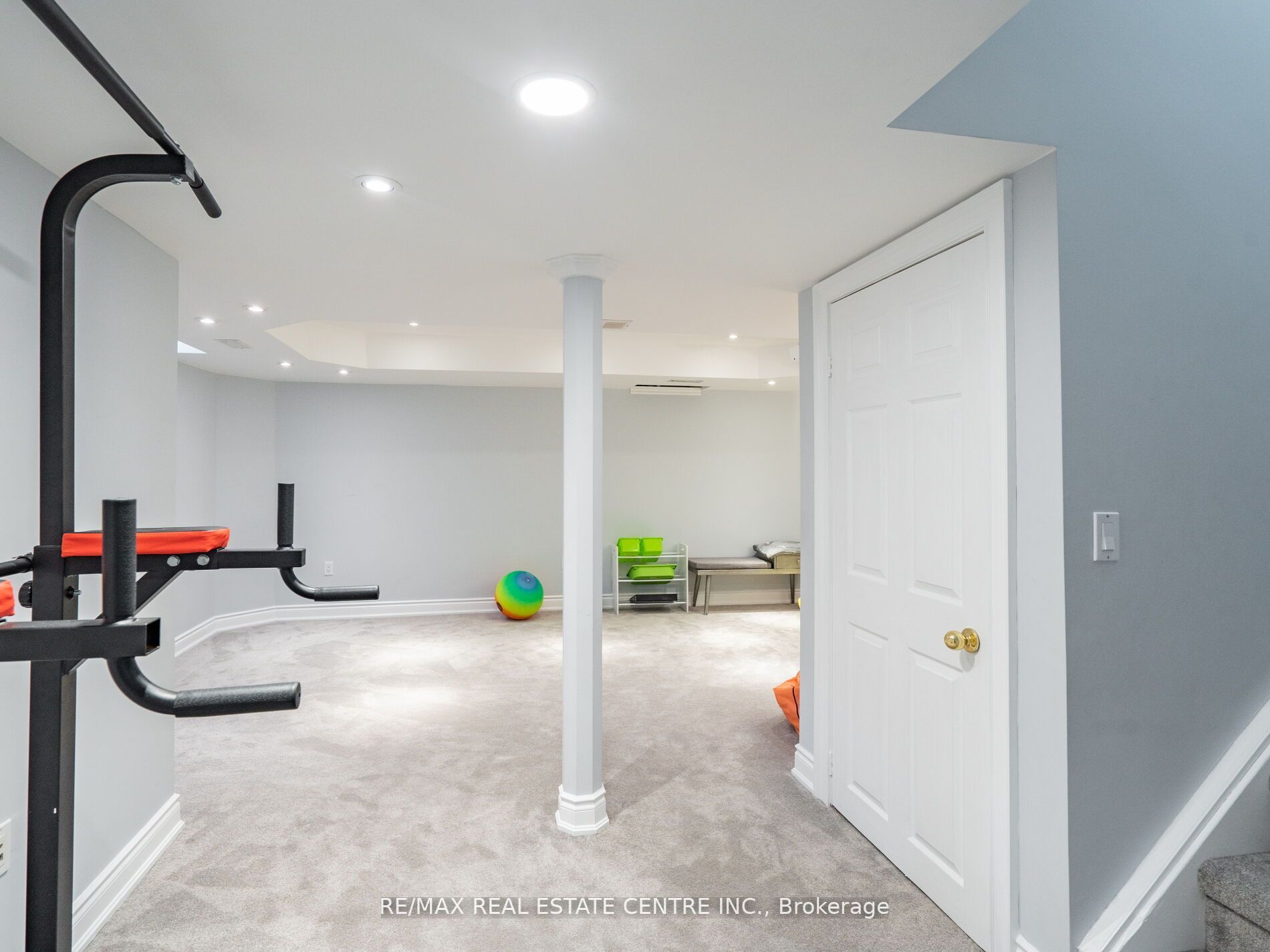 2147 Village Squire Lane