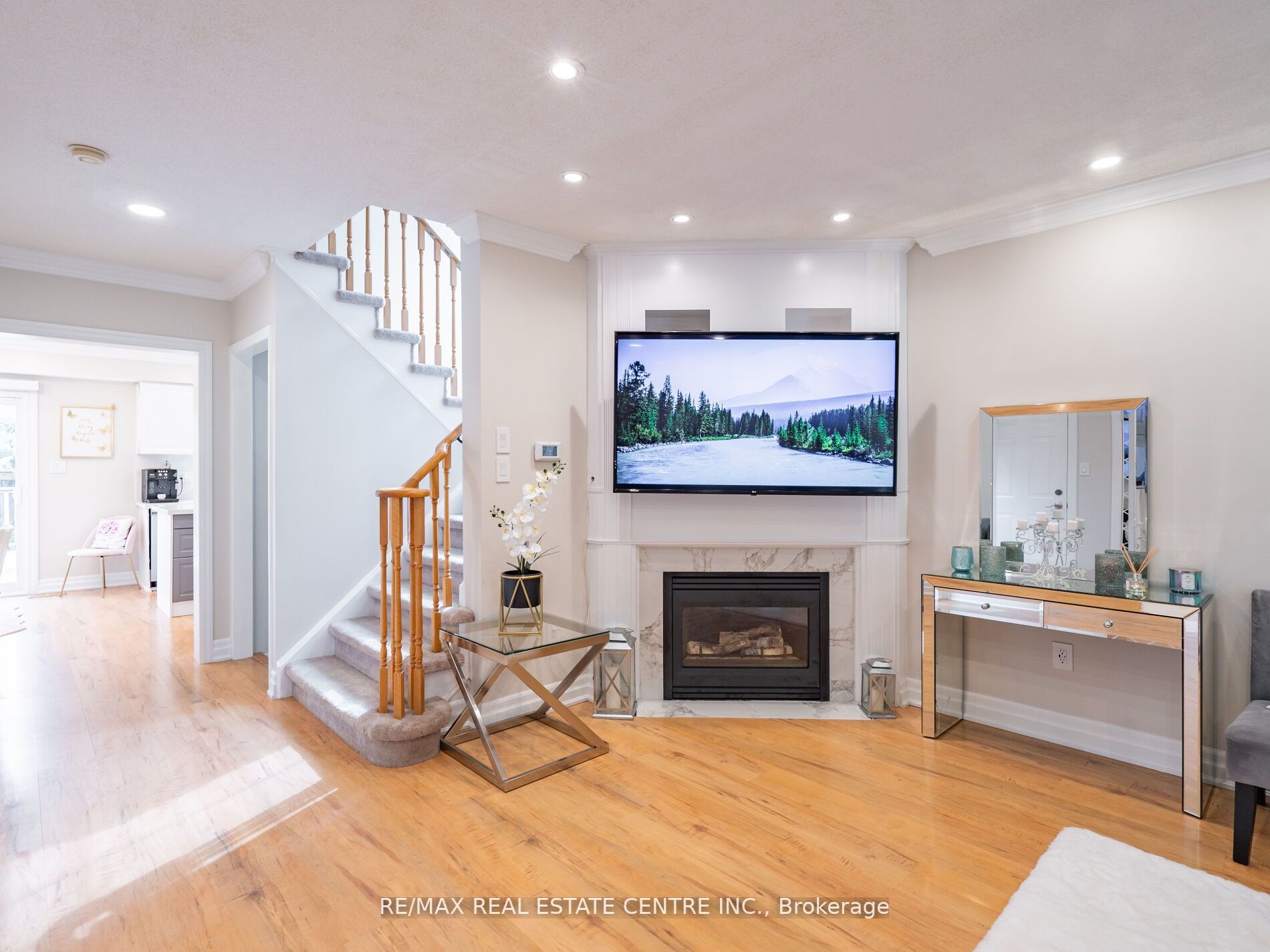 2147 Village Squire Lane