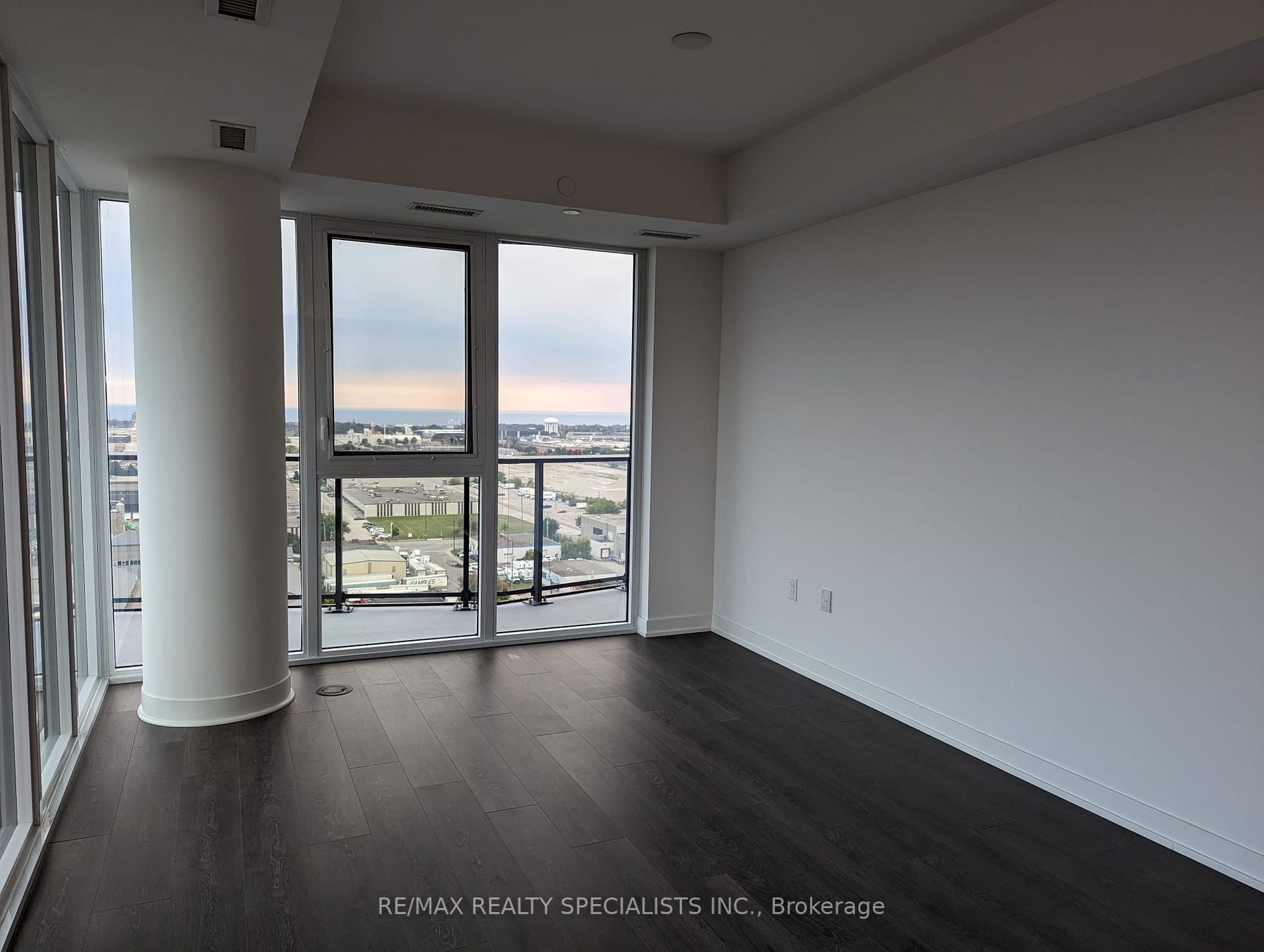 36 Zorra St, #1508