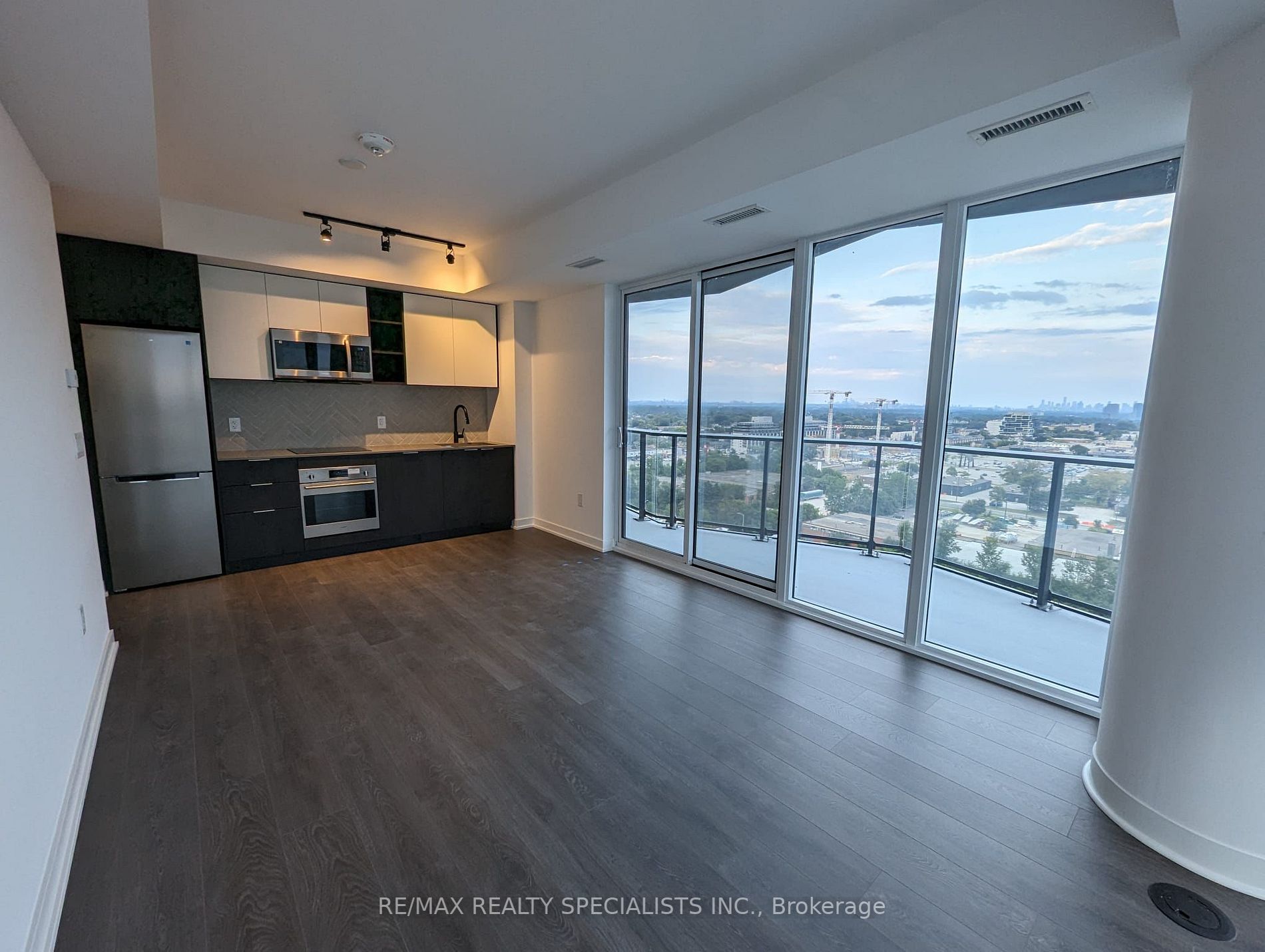 36 Zorra St, #1508