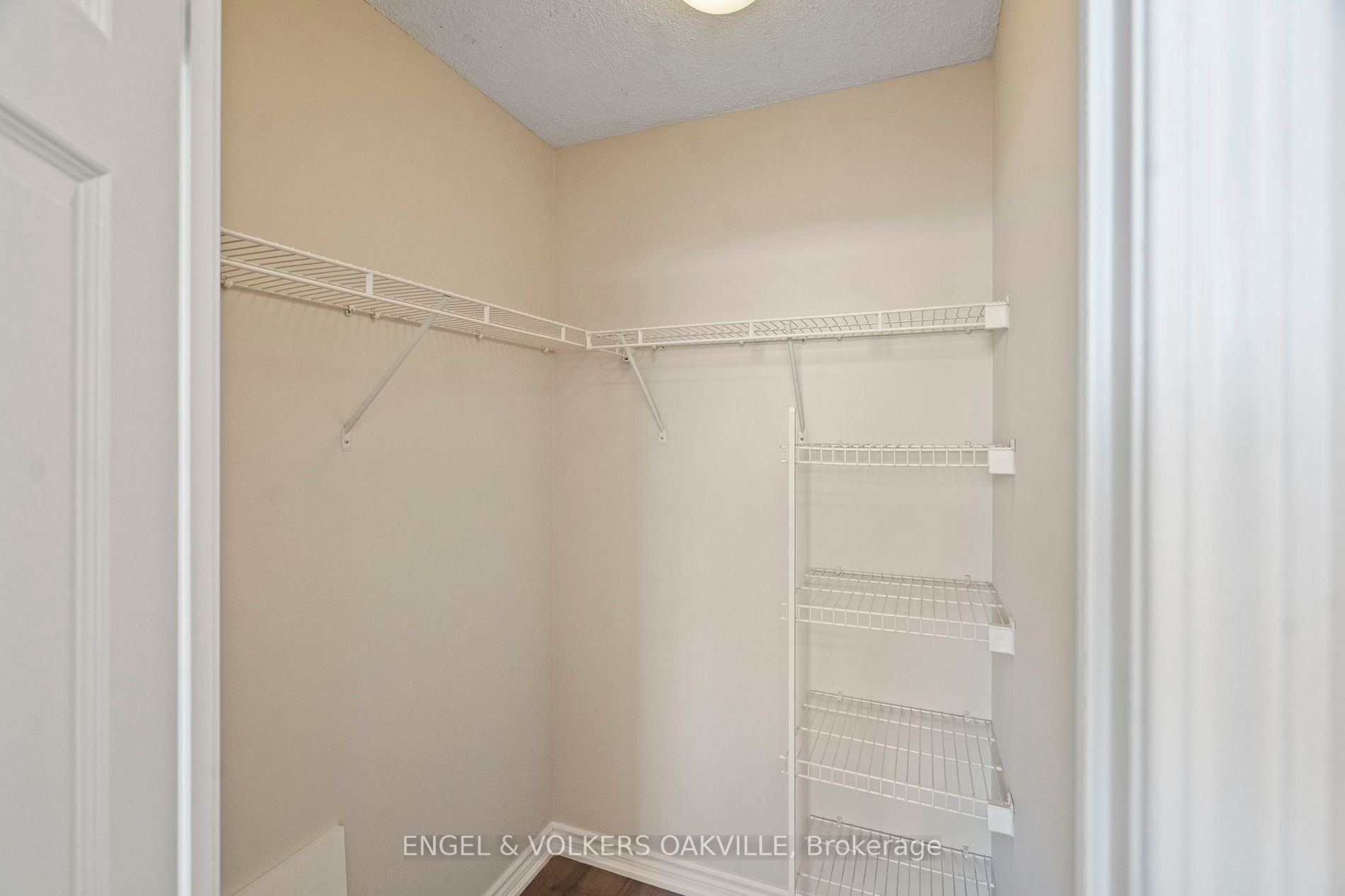 55 Strathaven Dr, #1810
