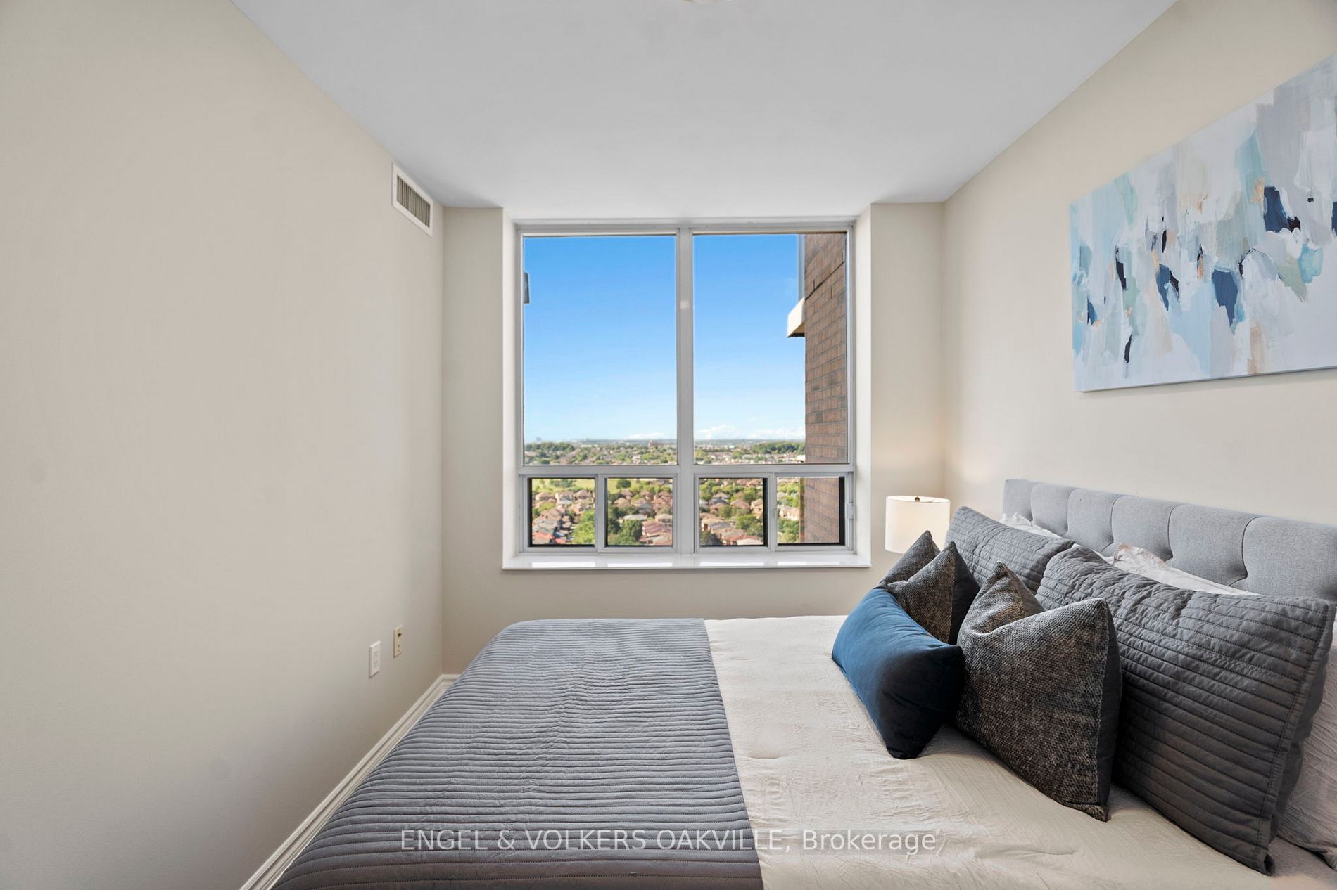 55 Strathaven Dr, #1810