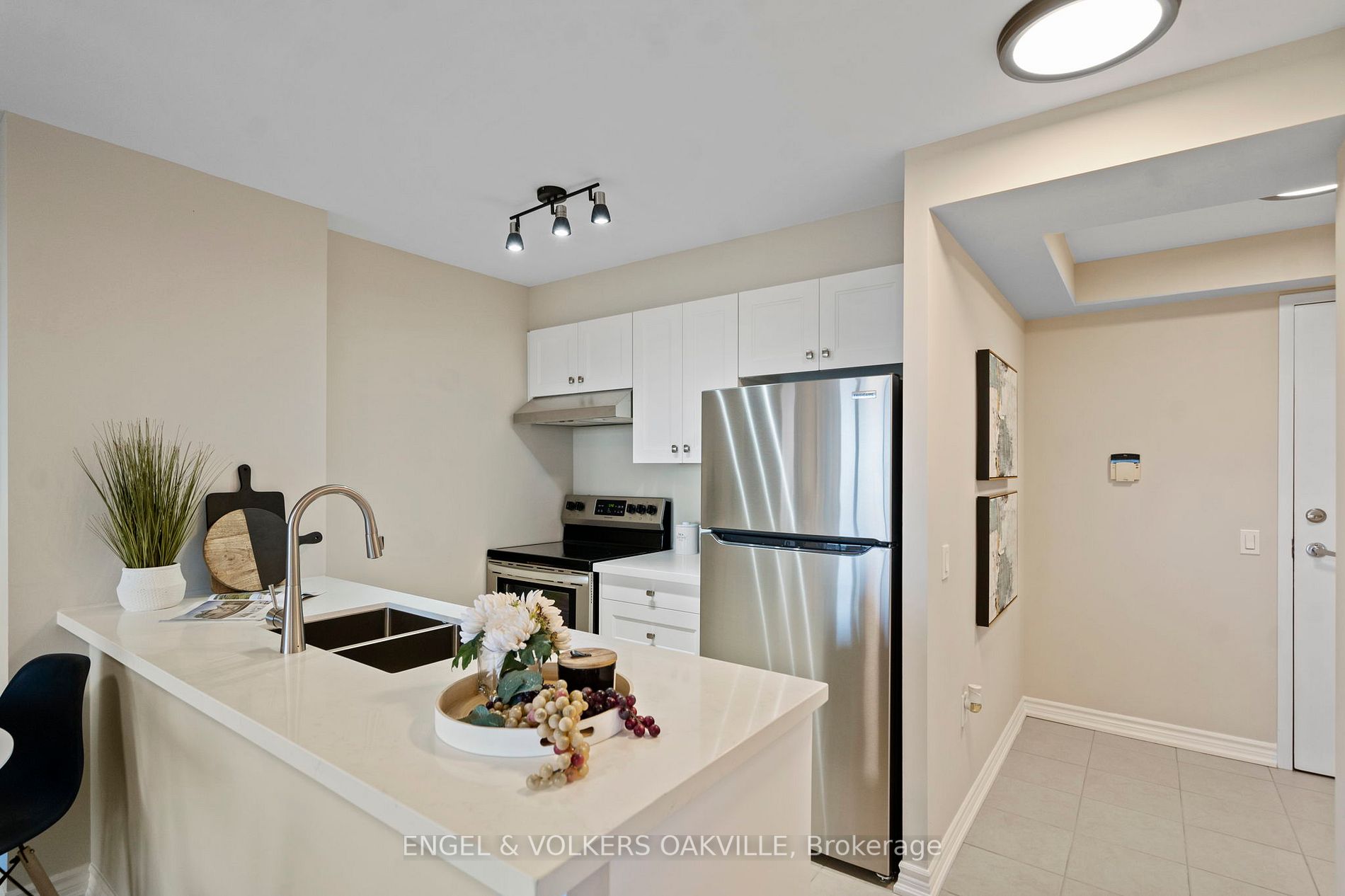 55 Strathaven Dr, #1810