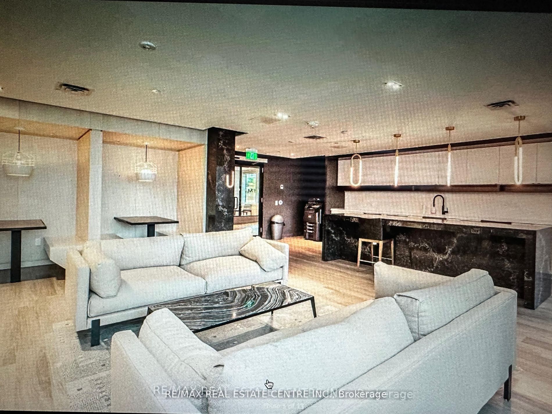 4065 Confederation Pkwy, #3202