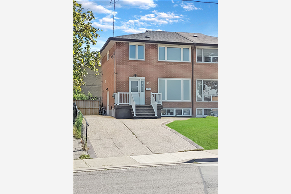 31 Brookmere Rd, Toronto