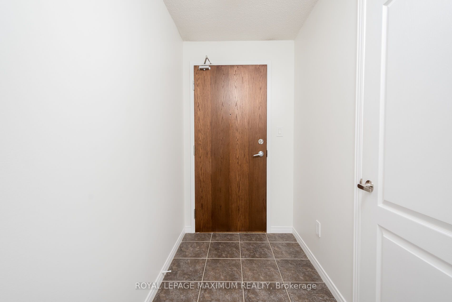 2772 Keele St, #416