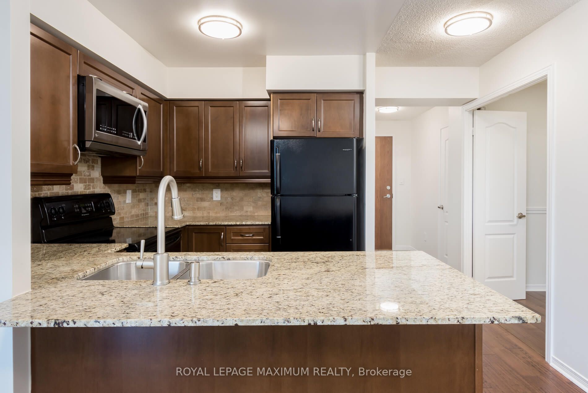 2772 Keele St, #416