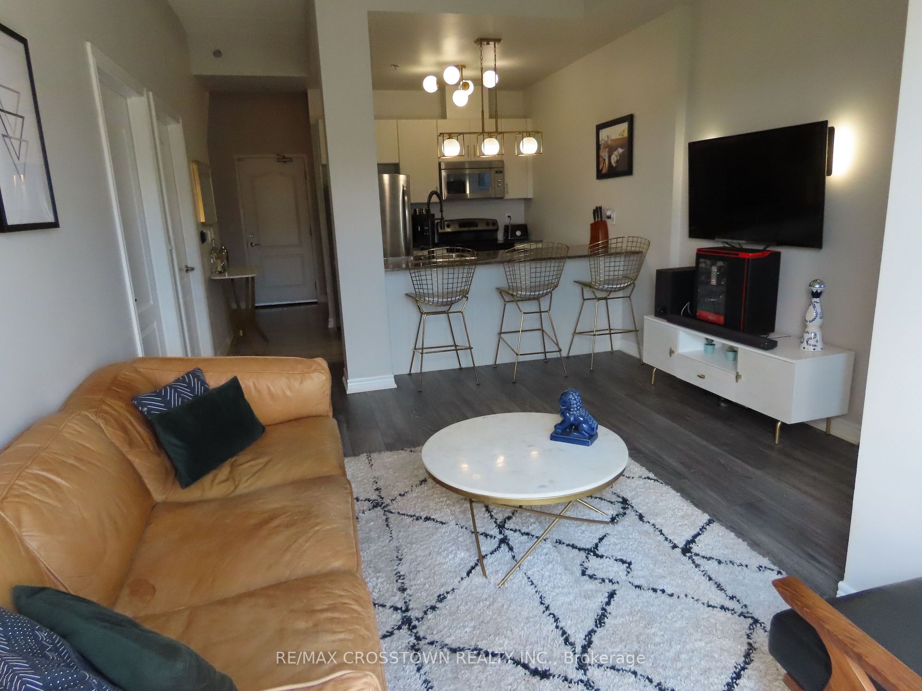 1421 Costigan Rd N, #601