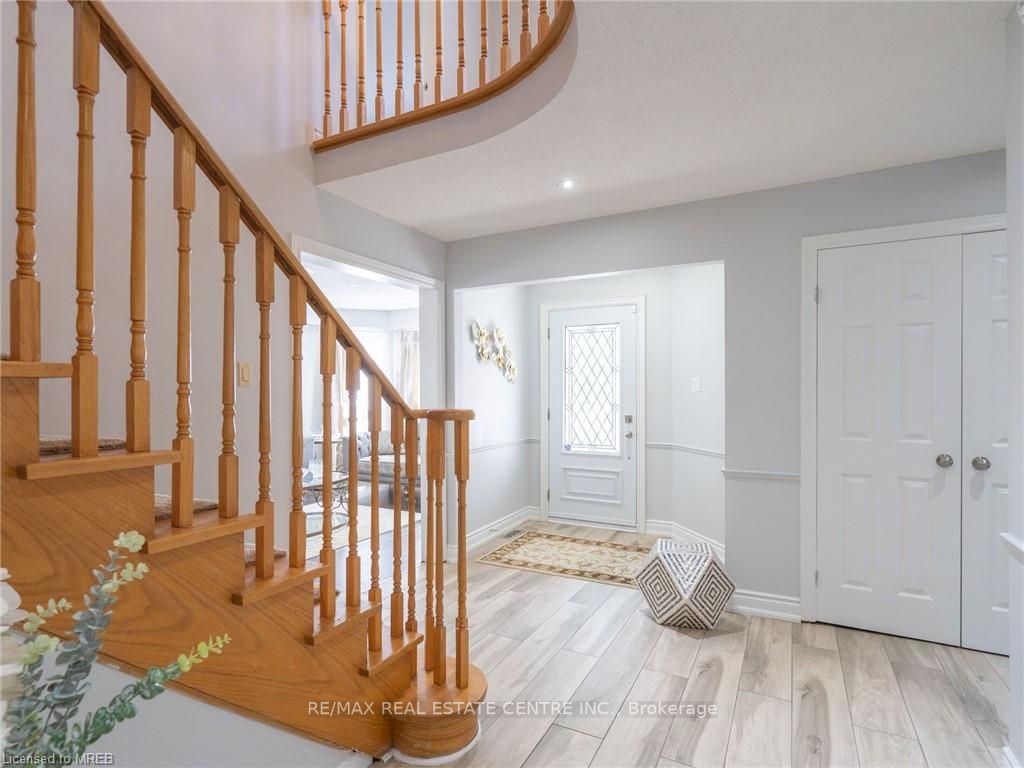 1442 Winterbourne Dr