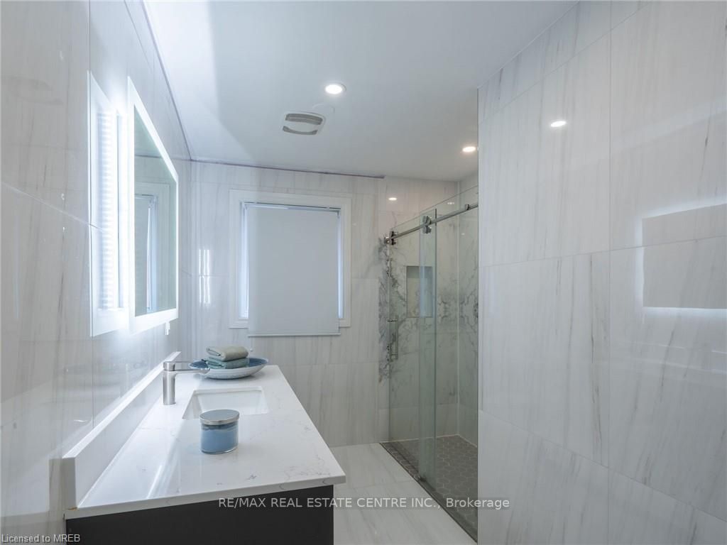 1442 Winterbourne Dr