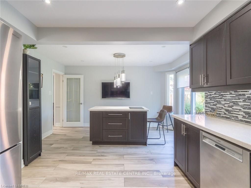 1442 Winterbourne Dr