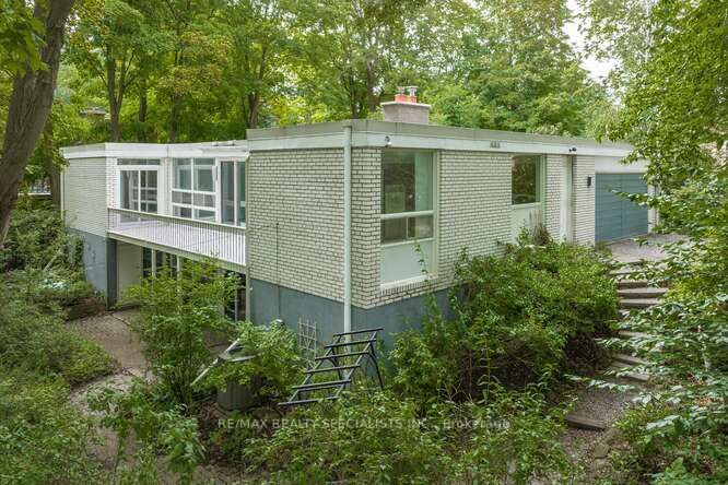 2411 Hammond Rd